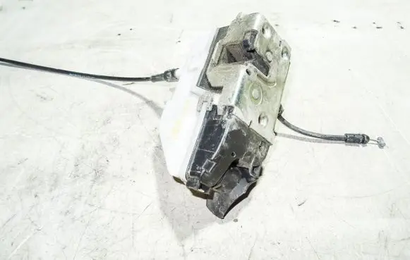 Renault Scenic II - Grand scenic II Front door lock 119122