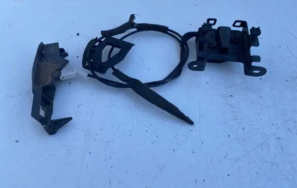 Volvo S80 Seat back rest lock catch 9188720