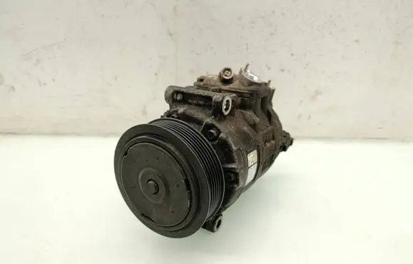 Volkswagen Tiguan Air conditioning (A/C) compressor (pump) 1K0820859S 7SEU17C