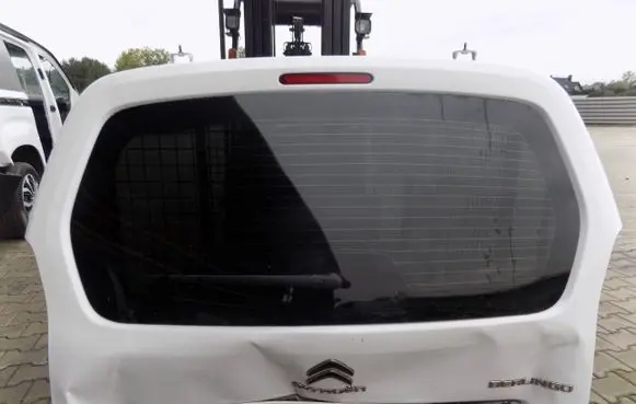 Citroen Berlingo Opening tailgate glass 