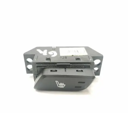 Hyundai i40 Seat heating switch 937523Z000 39R2001000
