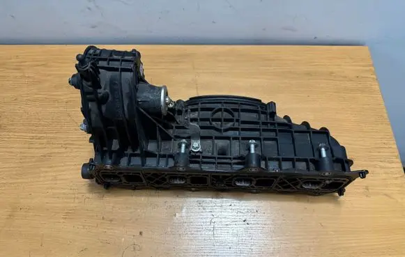 Mercedes-Benz B W246 W242 Intake manifold A6510905737