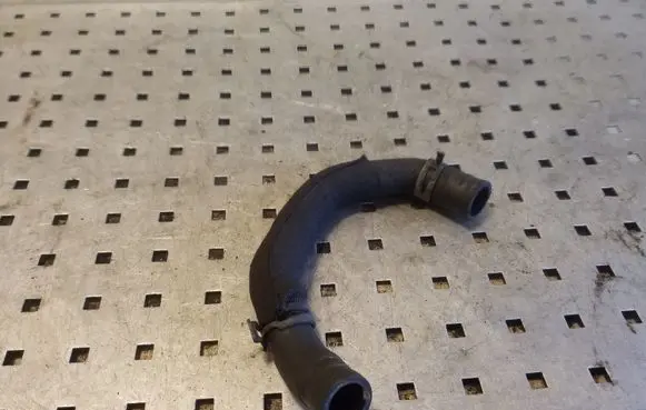 Volkswagen Sharan Engine coolant pipe/hose 7N0121051C