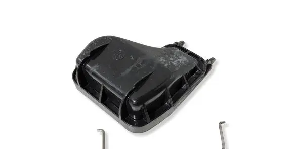 Audi A4 S4 B6 8E 8H Headlight/headlamp dust cover 