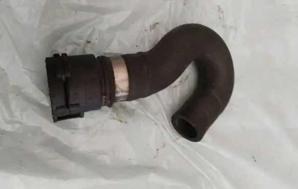 BMW 5 E60 E61 Engine coolant pipe/hose 7788999