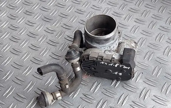 Audi A3 S3 8L Throttle valve 06A133062C