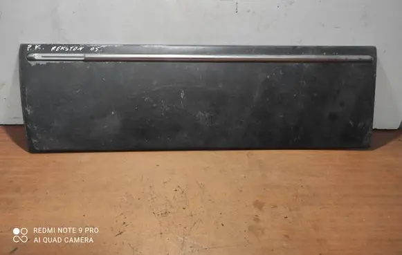 SsangYong Rexton I Front door trim (molding) 953108010