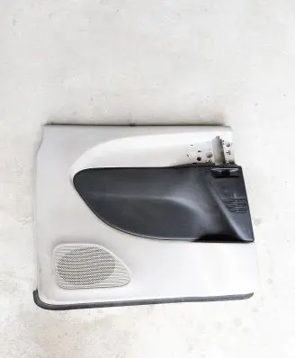 Chrysler Pacifica Sliding door card 5RP652D2AD