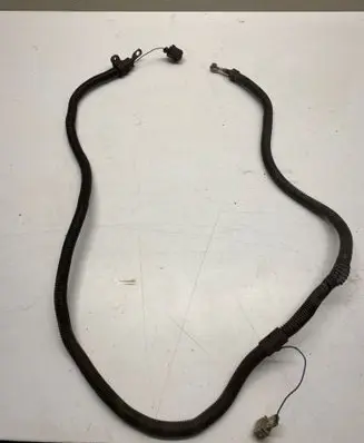 Volkswagen Transporter - Caravelle T4 Positive cable (battery) 9805943 1J0973772