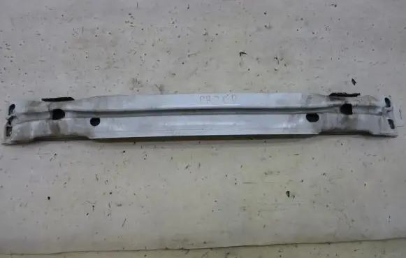 Volvo V40 Front bumper support beam