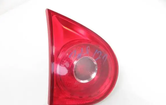 Volkswagen Golf V Rear/tail lights 1K6945093E