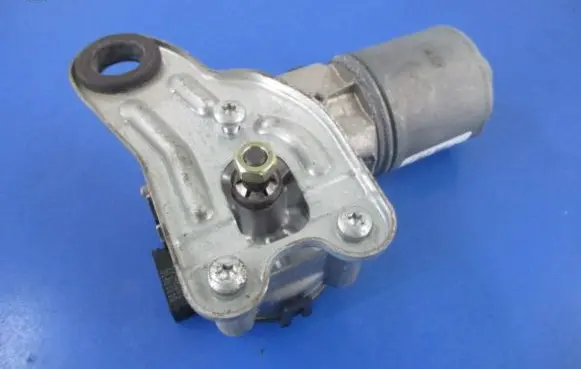 BMW X3 E83 Front wiper linkage and motor 67636914577