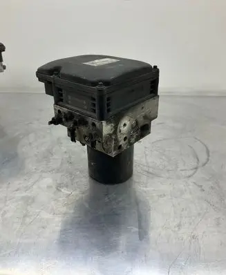 BMW 5 E60 E61 ABS Pump 6783362 6783360