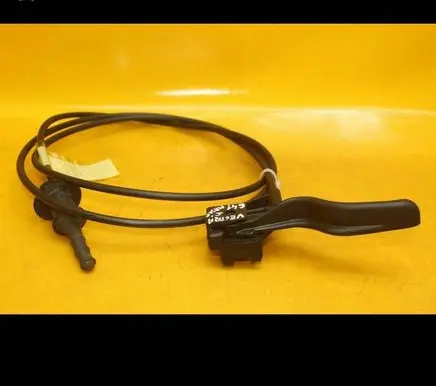 Opel Vectra C Engine bonnet (hood) release handle 24421819