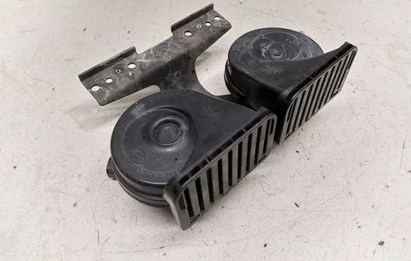 Land Rover Range Rover Sport L320 Horn signal E30055306