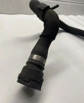 Audi A6 S6 C6 4F Engine coolant pipe/hose 8K0121109K