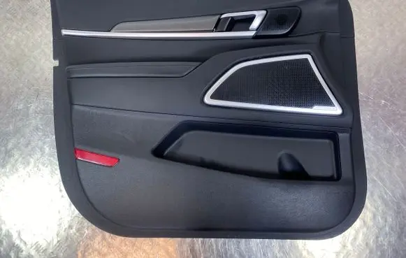 KIA Telluride Front door card panel trim