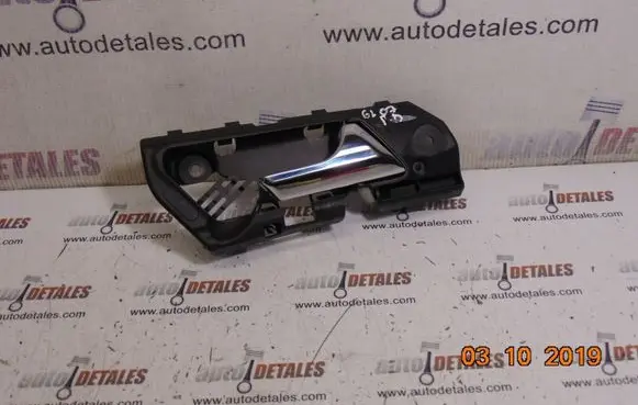 Mercedes-Benz GL X164 Front door interior handle