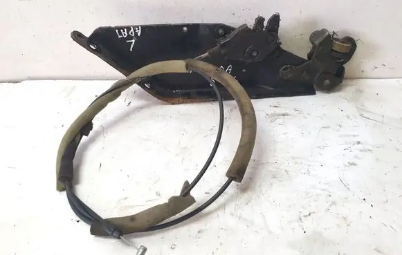 Mazda 5 Sliding door middle roller runner 