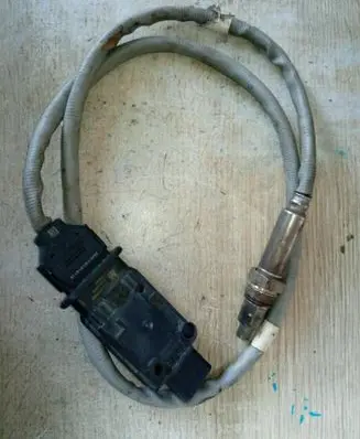 Volkswagen Caddy Lambda probe sensor 05L907807S NE66461