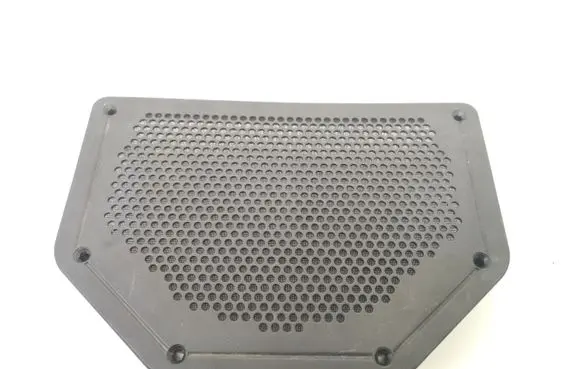 BMW 1 E81 E87 Subwoofer grill/trim 6925328