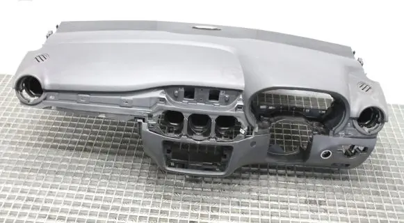 Mercedes-Benz B W246 W242 Dashboard