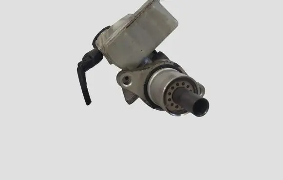Volvo V50 Master brake cylinder 03350886551 03350886561