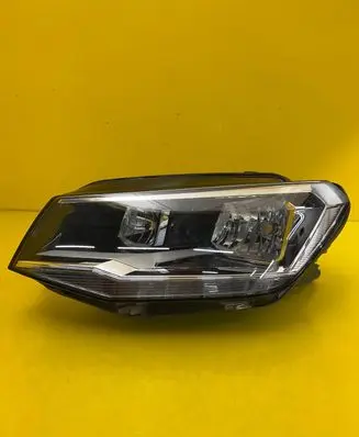 Volkswagen Caddy Headlight/headlamp 2K1941005D
