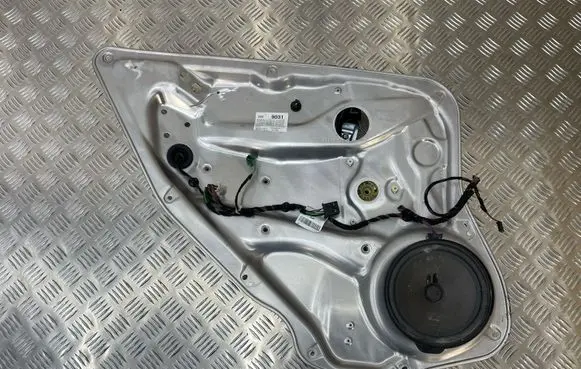 Mercedes-Benz E W212 Rear window lifting mechanism without motor A2128201202