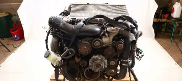 Toyota Land Cruiser (J200) Engine 1VD