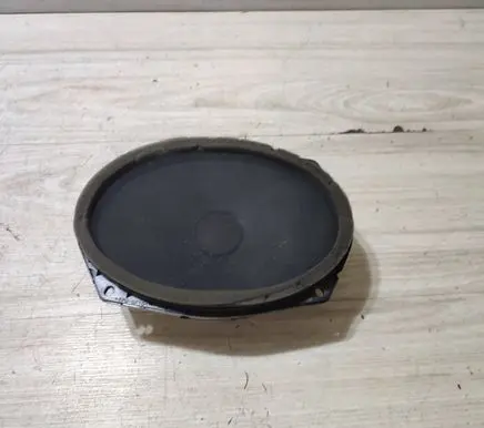 Jeep Grand Cherokee Front door speaker