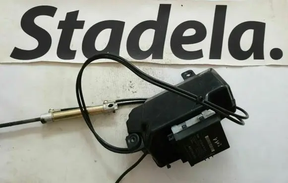 Mercedes-Benz E W211 Light module LCM A2118708626 2118708626