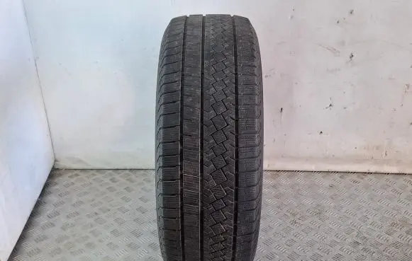 Audi Q5 SQ5 R19 winter tire PIRELLI ICEZEROASIMMETRICO 23555R19