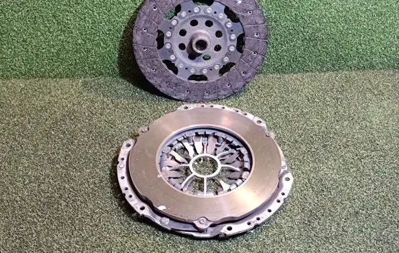 Clutch pressure plate