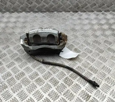 Toyota bZ4X Front brake caliper 4773042130