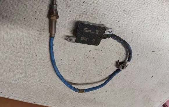 Renault Koleos II Lambda probe sensor 227901553R SNS1044D A3C0684720000