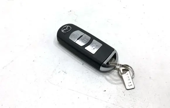 Mazda 3 II Ignition key/card 