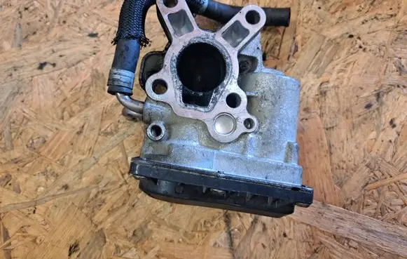 Subaru XV EGR valve 14710AA741 1501000055 041150031