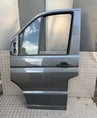 Volkswagen Crafter Front door