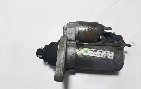 Volkswagen Golf VI Starter motor 02Z911023G