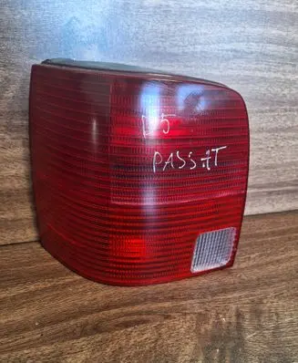 Volkswagen PASSAT B5 Rear/tail lights 393365 392847