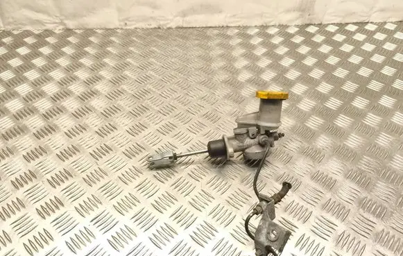 Subaru Legacy Master brake cylinder