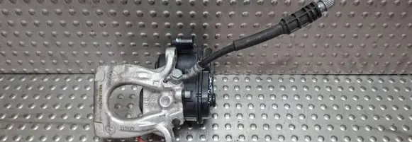 Renault Captur II Rear brake caliper S25053977 440109236R