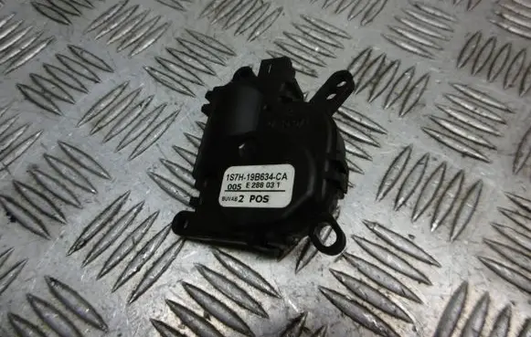 Ford Mondeo Mk III A/C air flow flap actuator/motor 1S7H19B634CA