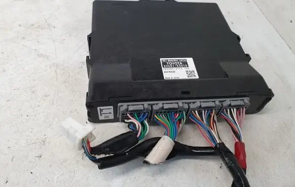 Lexus IS III XE30 Other control units/modules 8968153010 2850002113