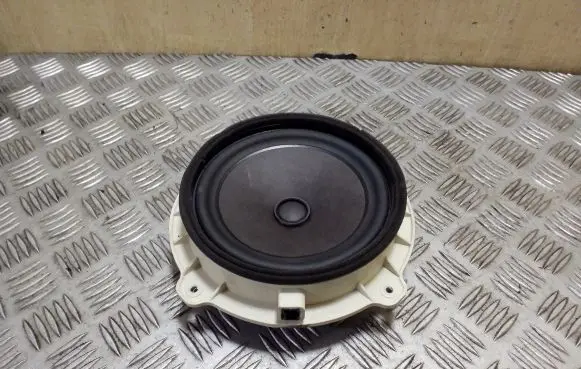 Hyundai ix35 Front door speaker 963302S500