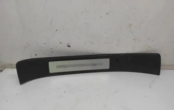 Audi A4 S4 B7 8E 8H Rear sill trim cover 8E0853375B 8E0853376R 8E0853