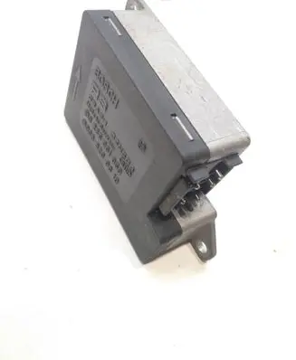 Mercedes-Benz E W124 Airbag control unit/module 0038200610 0285001050