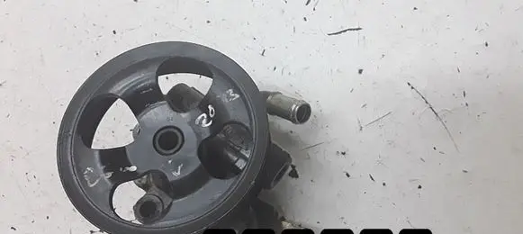 Toyota Camry Power steering pump 2400petrol