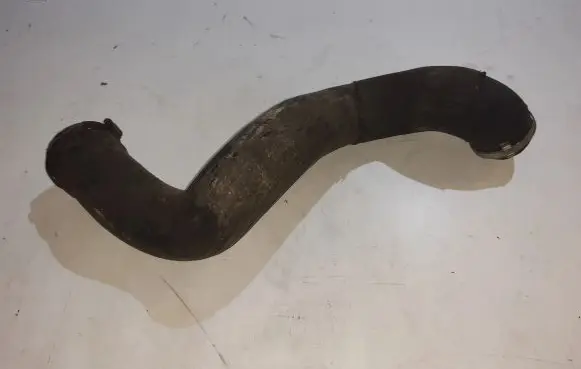 Volvo XC70 Intercooler hose/pipe 30792545